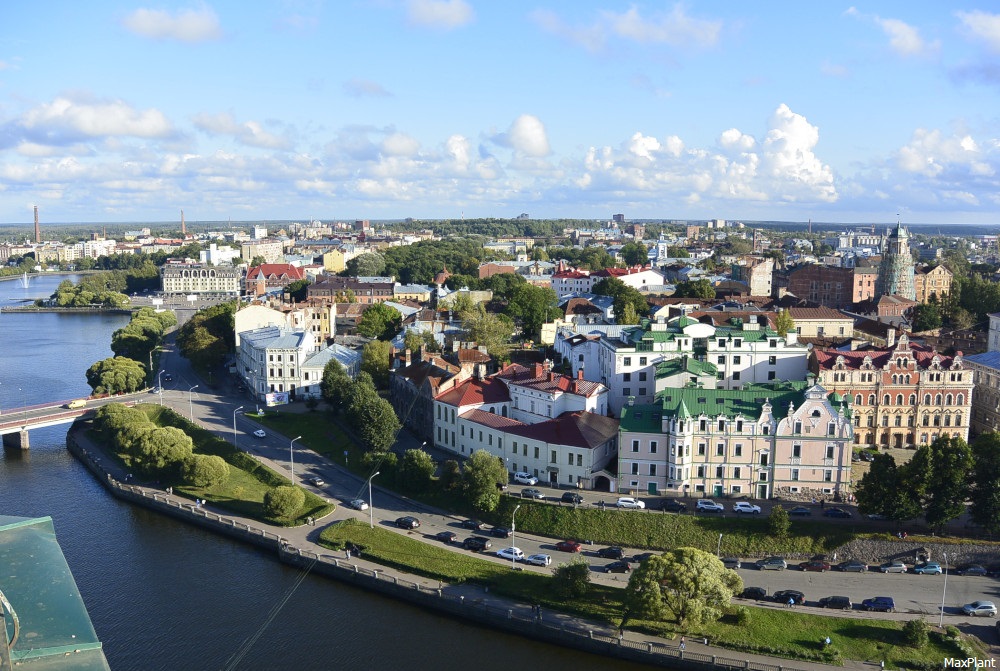 Выборгская петербург. Выборг вид с башни. Выборг вид с башни замка. Выборг вид сверху на ЛГУ. Прогулка по старому Выборгу фото с описанием.